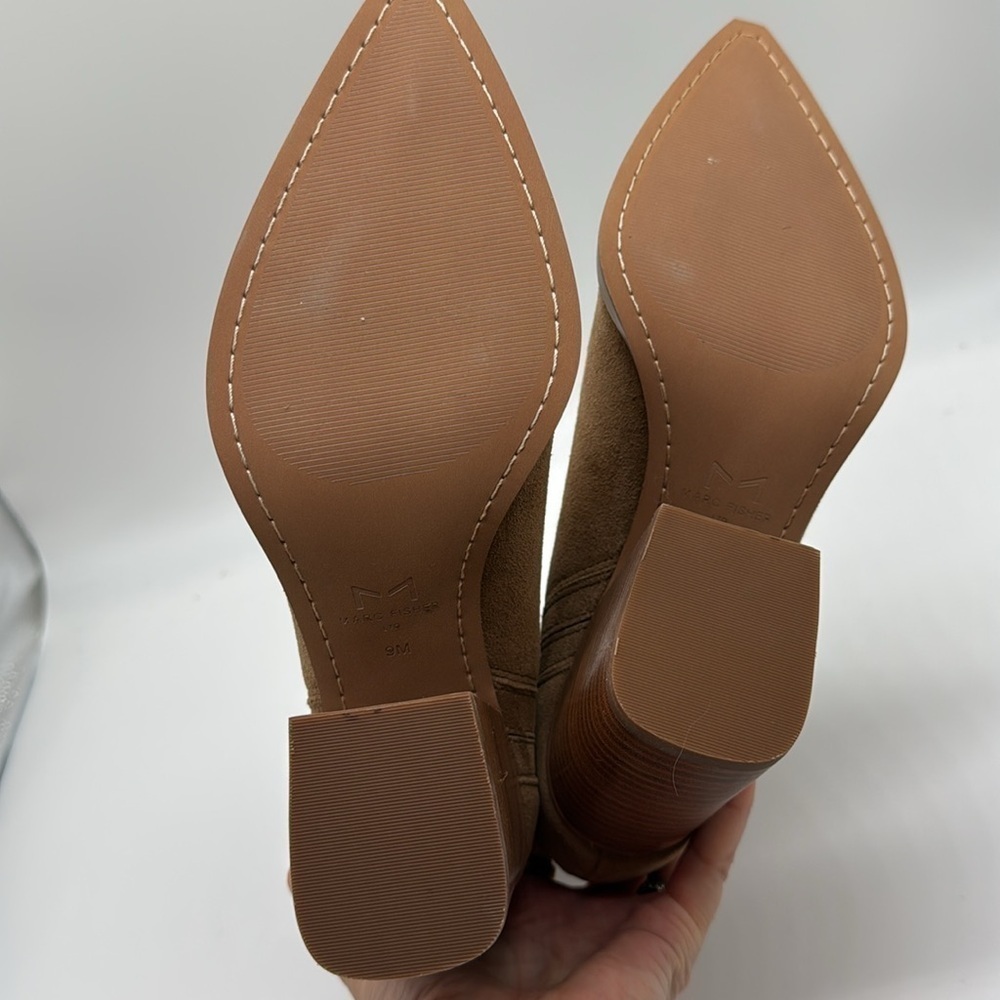 Marc Fisher Oshay Pointed Toe Booties in Natural Suede Size 9 - Picture 7 of 11